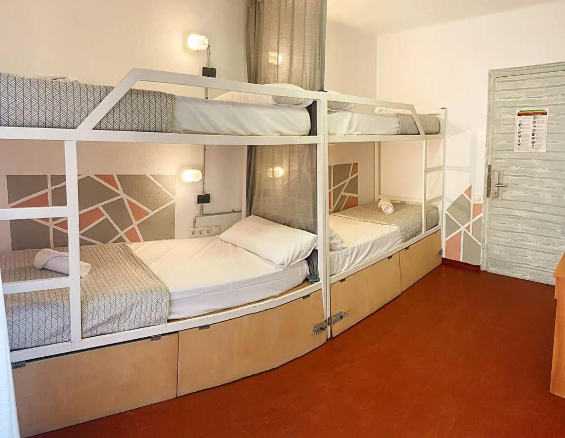 Loft Apart&Hostal Лорет де Мар Екстериор снимка